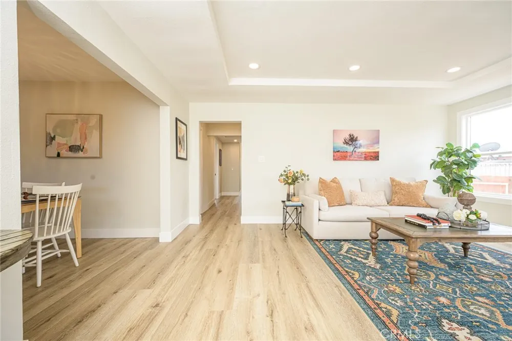 12126 Ainsworth St Los Angeles, CA 90044