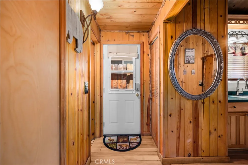 906 W Country Club Boulevard Big Bear City, CA 92314