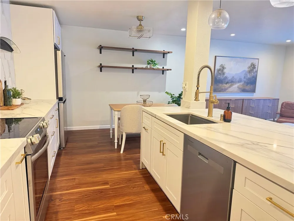 1321 Webster #D108 Alameda, CA 94501