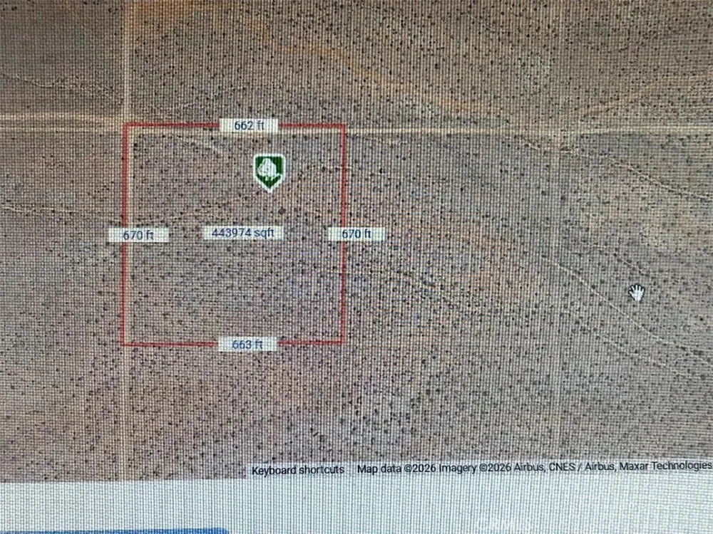 E L8 AVENUE Lancaster, CA 93535