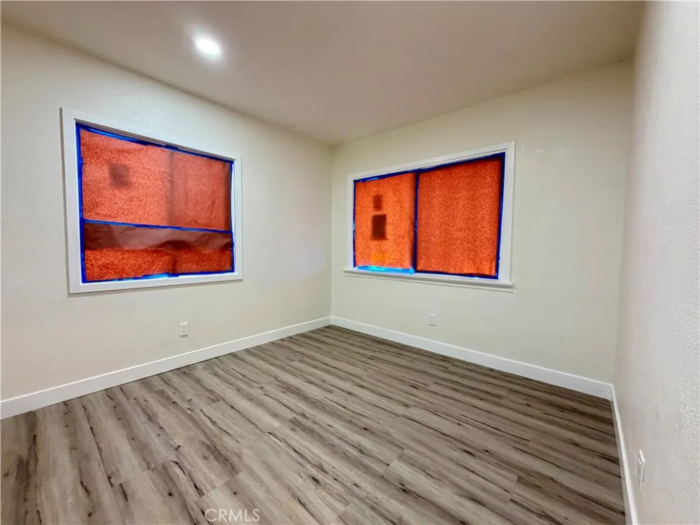 1115 S Acacia Compton, CA 90220