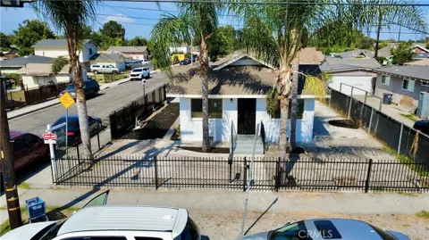 1115 S Acacia