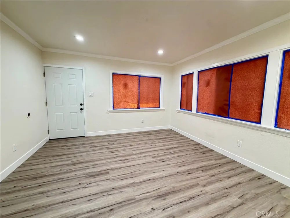 1115 S Acacia Compton, CA 90220
