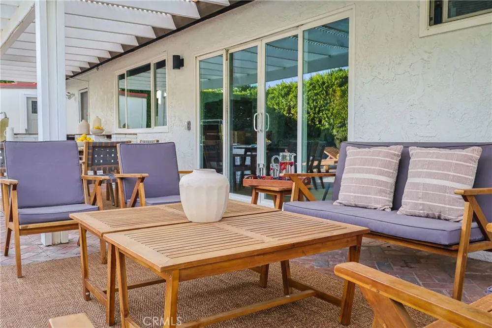360 W Pico Palm Springs, CA 92262