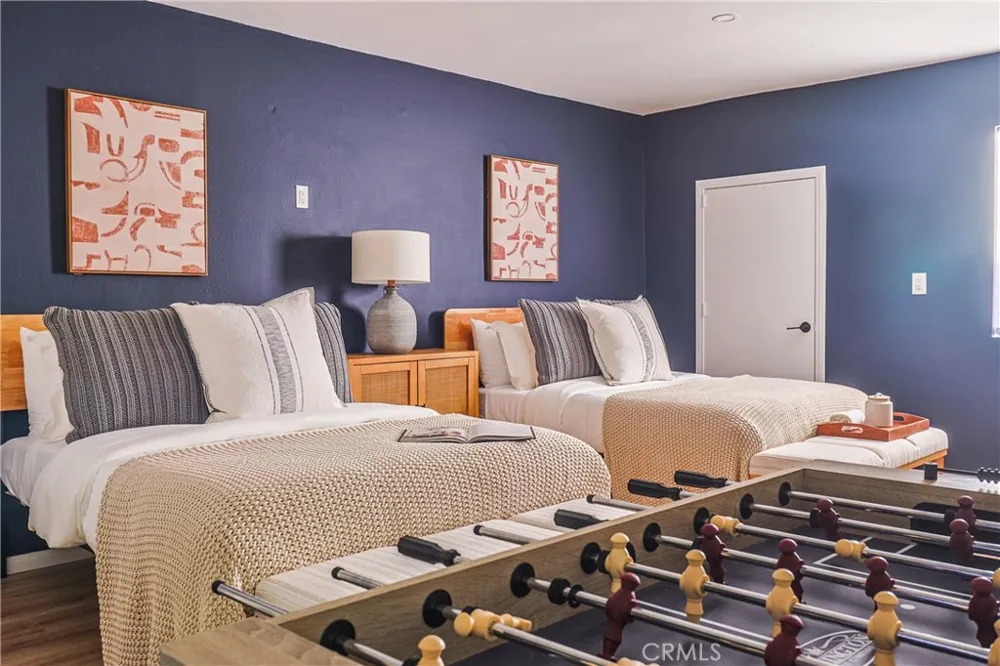 360 W Pico Palm Springs, CA 92262