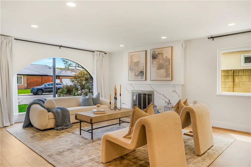 9631 Indian Wells Huntington Beach, CA 92646