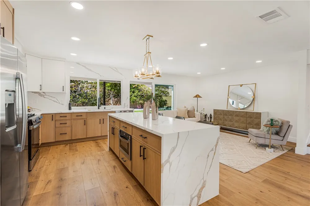 9631 Indian Wells Huntington Beach, CA 92646