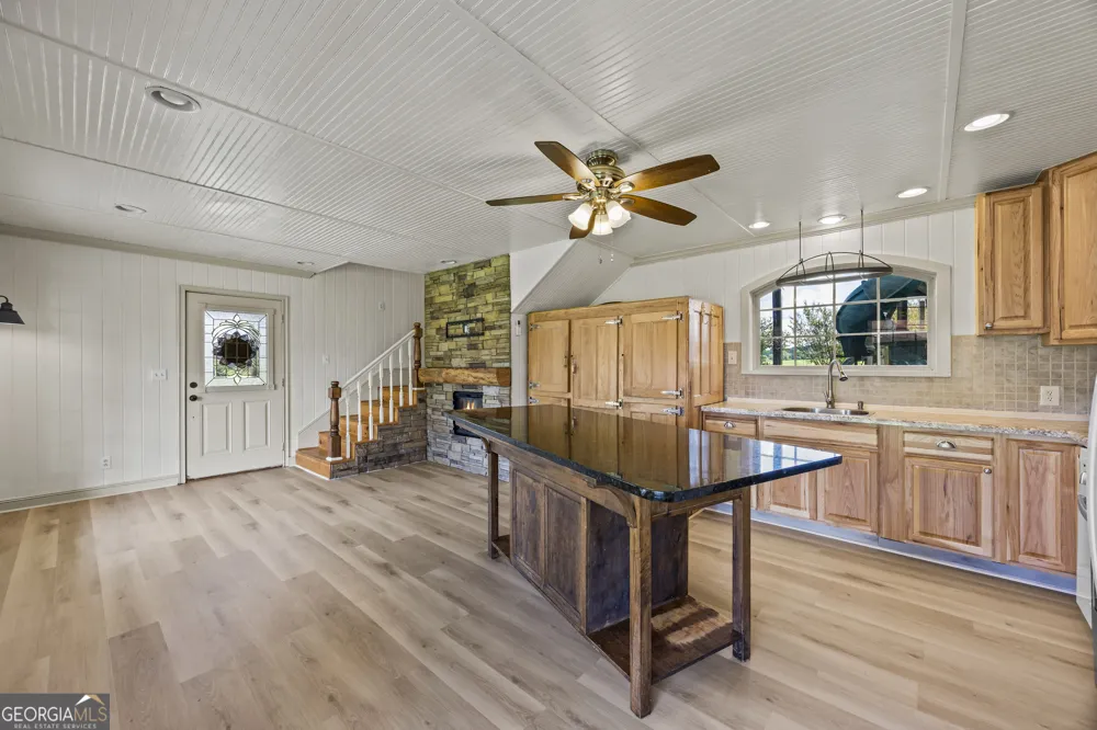 271 & 291 Farmer LN Carnesville, GA 30521