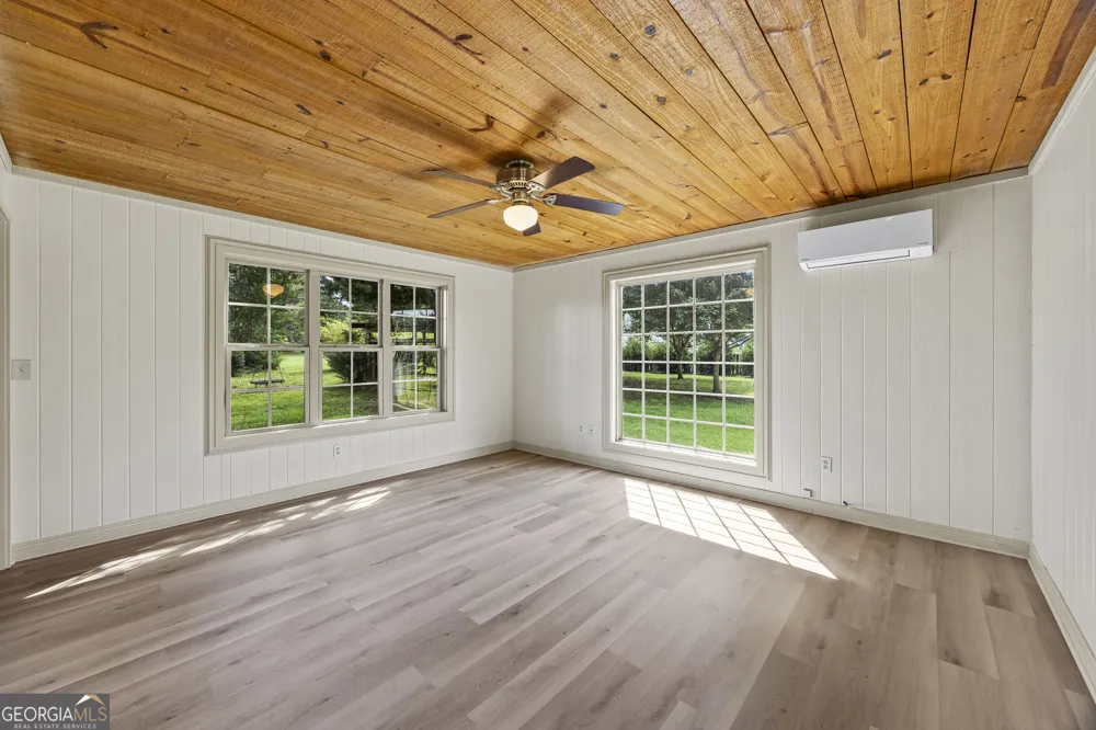 271 & 291 Farmer LN Carnesville, GA 30521
