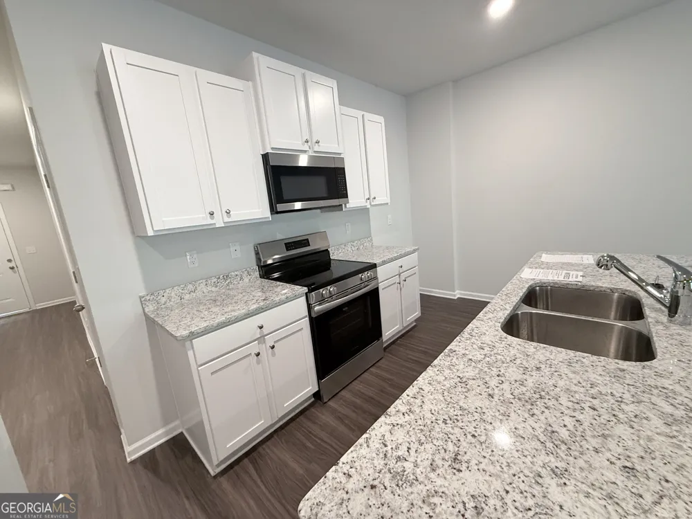 432 Oakwood DR NW Milledgeville, GA 31061