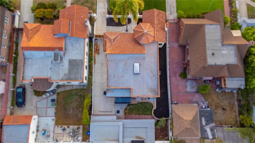 4832 S Victoria View Park, CA 90043