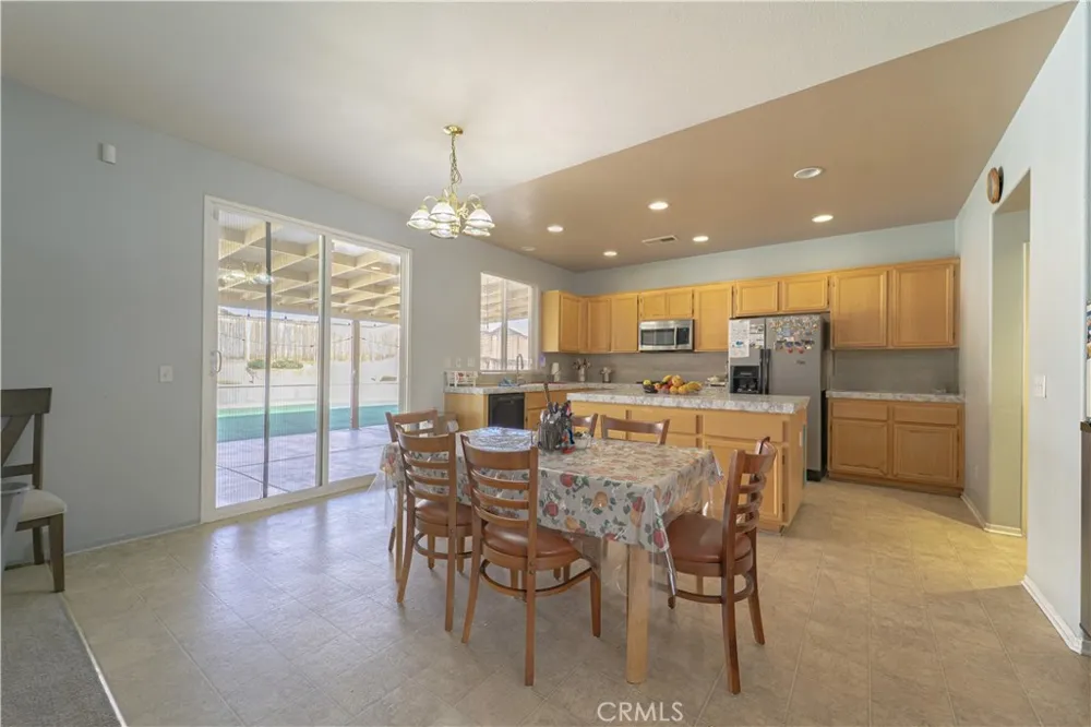12652 FIELD WAY Victorville, CA 92395