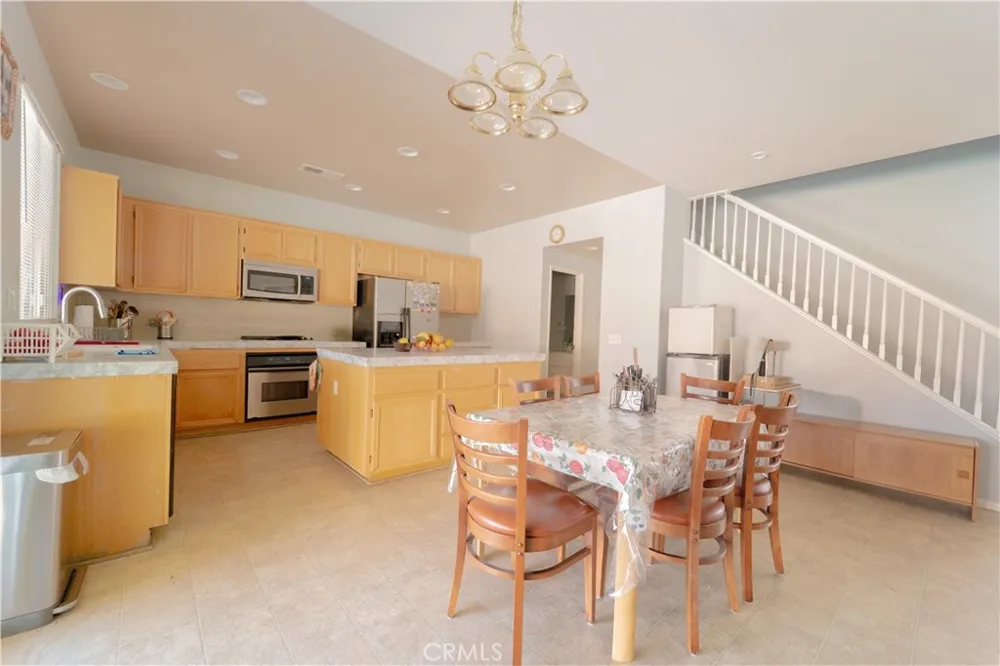 12652 FIELD WAY Victorville, CA 92395