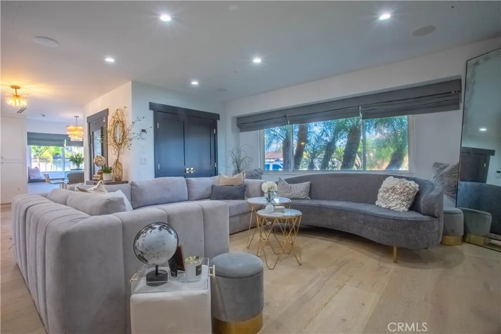 8524 Suva Downey, CA 90240