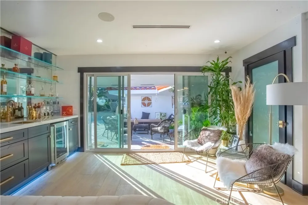8524 Suva Downey, CA 90240