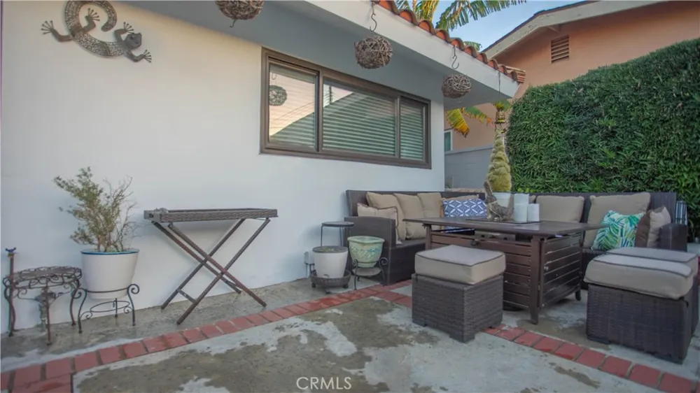 8524 Suva Downey, CA 90240