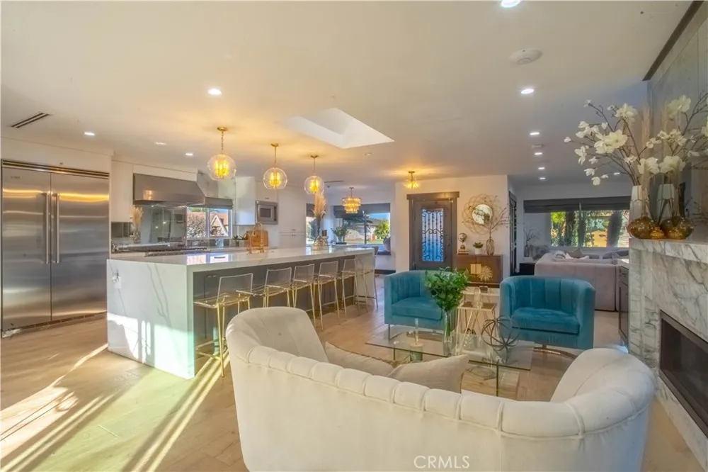 8524 Suva Downey, CA 90240