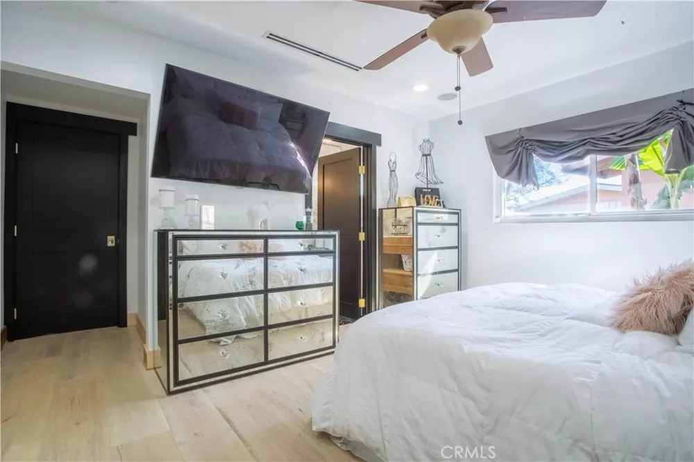 8524 Suva Downey, CA 90240