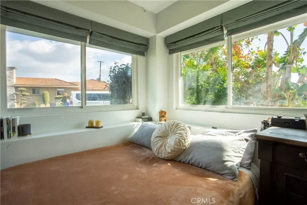 8524 Suva Downey, CA 90240