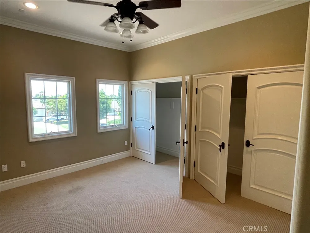 10040 Mattock Avenue Downey, CA 90240