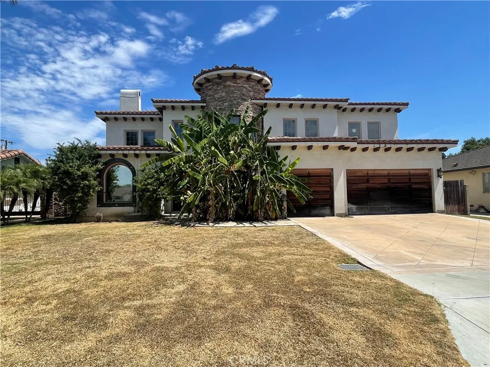 10040 Mattock Avenue Downey, CA 90240