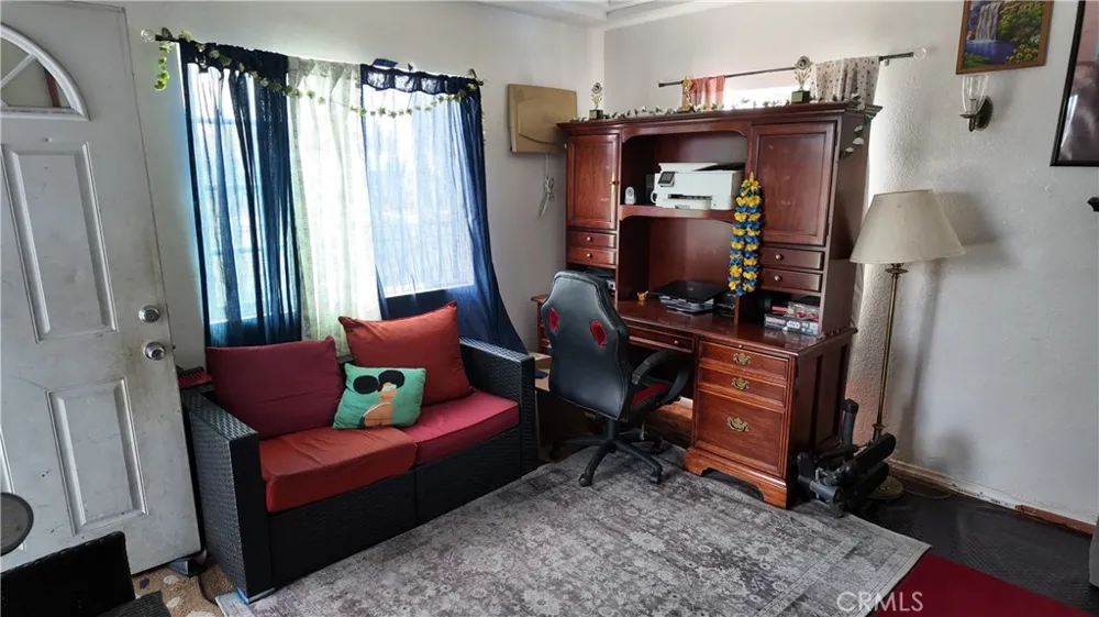 1001 W 133rd Compton, CA 90222