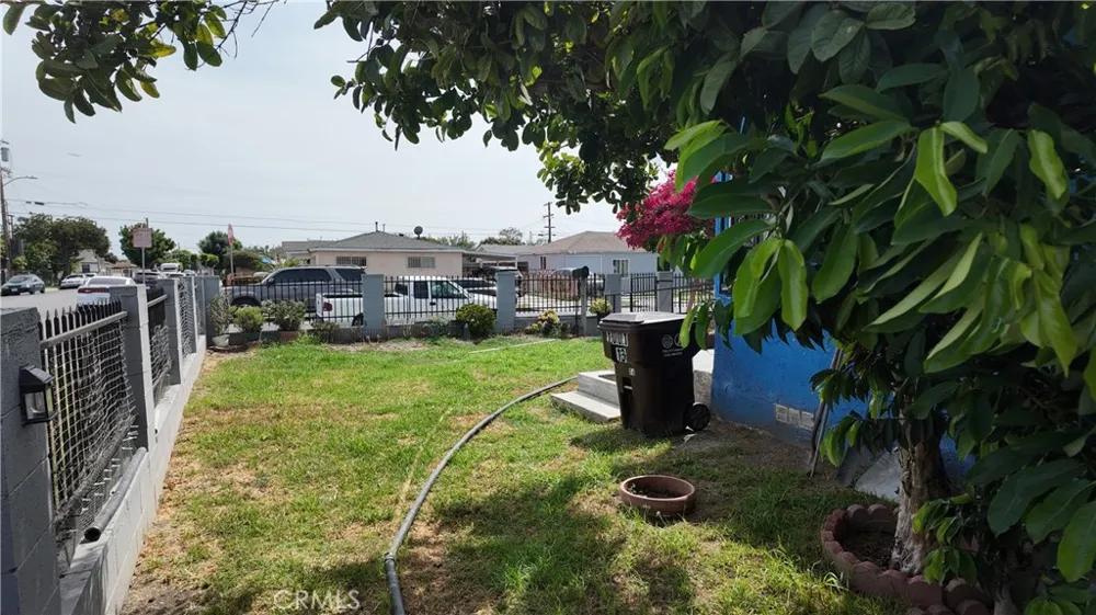 1001 W 133rd Compton, CA 90222