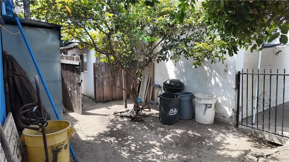 1001 W 133rd Compton, CA 90222