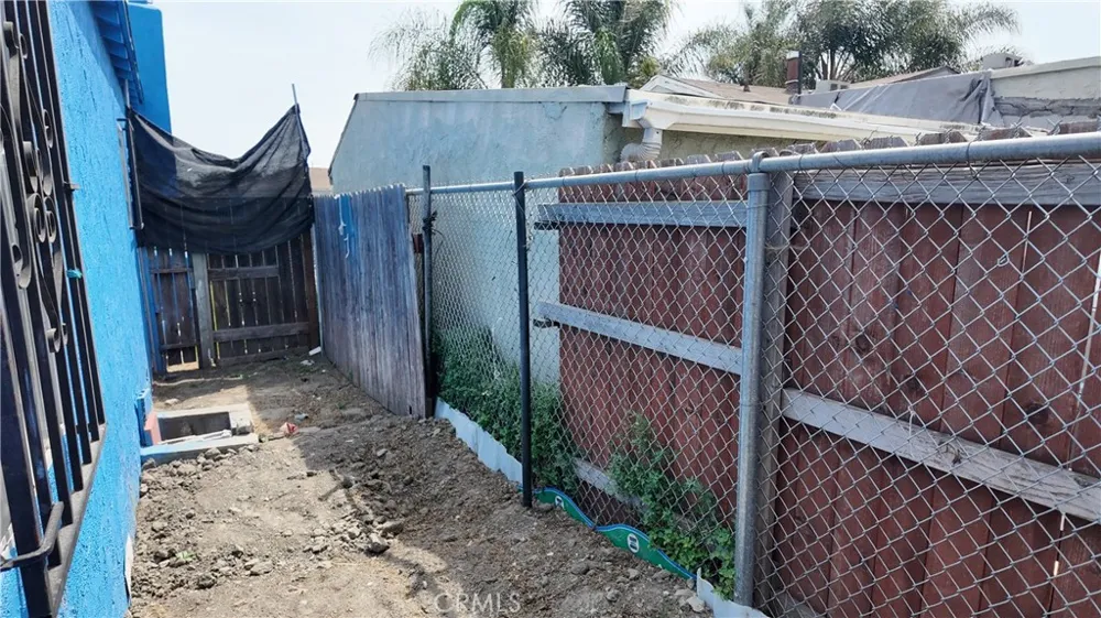 1001 W 133rd Compton, CA 90222