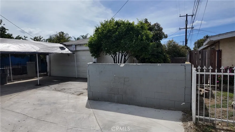 1001 W 133rd Compton, CA 90222