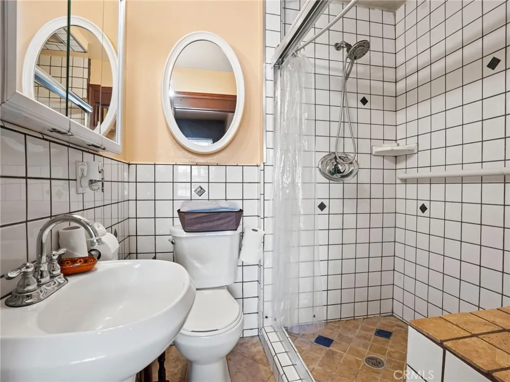 1023 Guinea Whittier, CA 90601