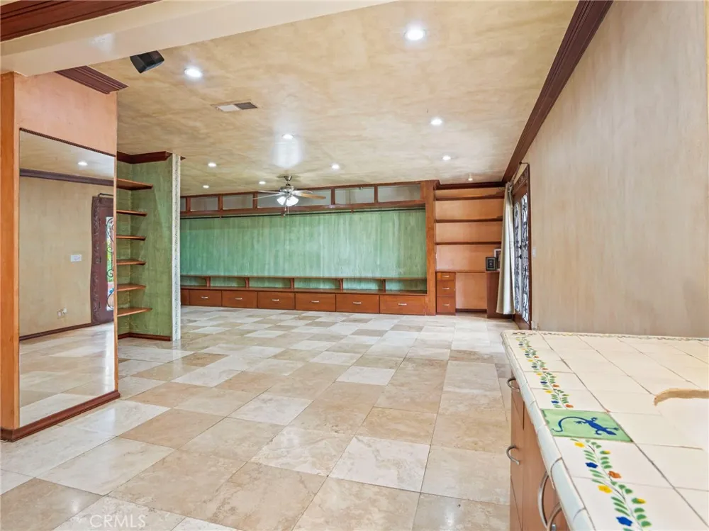 1023 Guinea Whittier, CA 90601