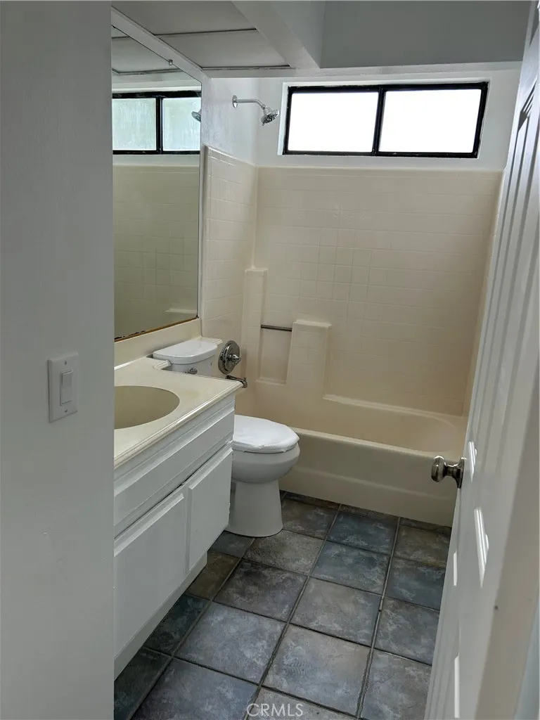 28224 Bay Avenue Moreno Valley, CA 92555