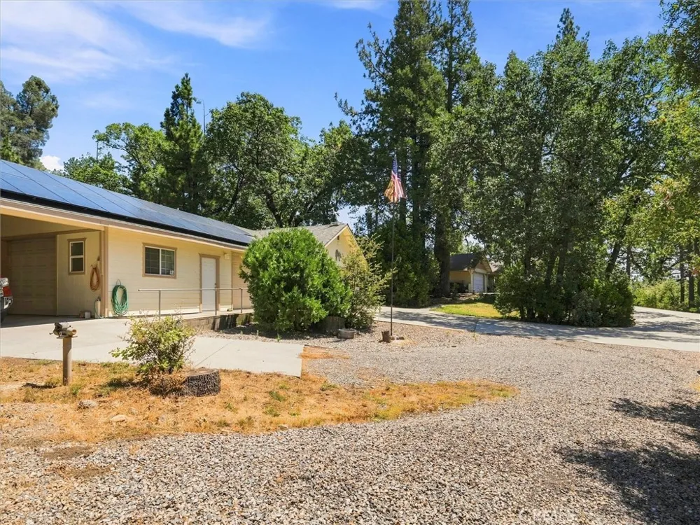 52891 Arbor Oakhurst, CA 93644