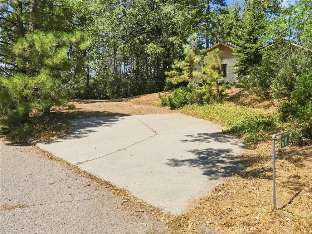52891 Arbor Oakhurst, CA 93644