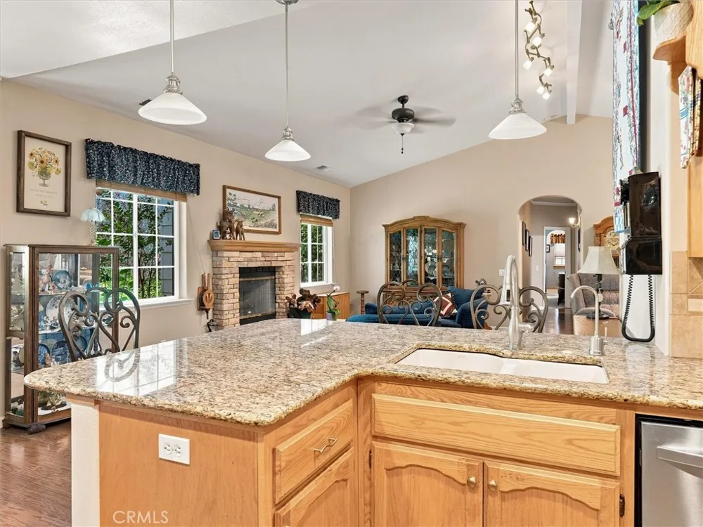 52891 Arbor Oakhurst, CA 93644