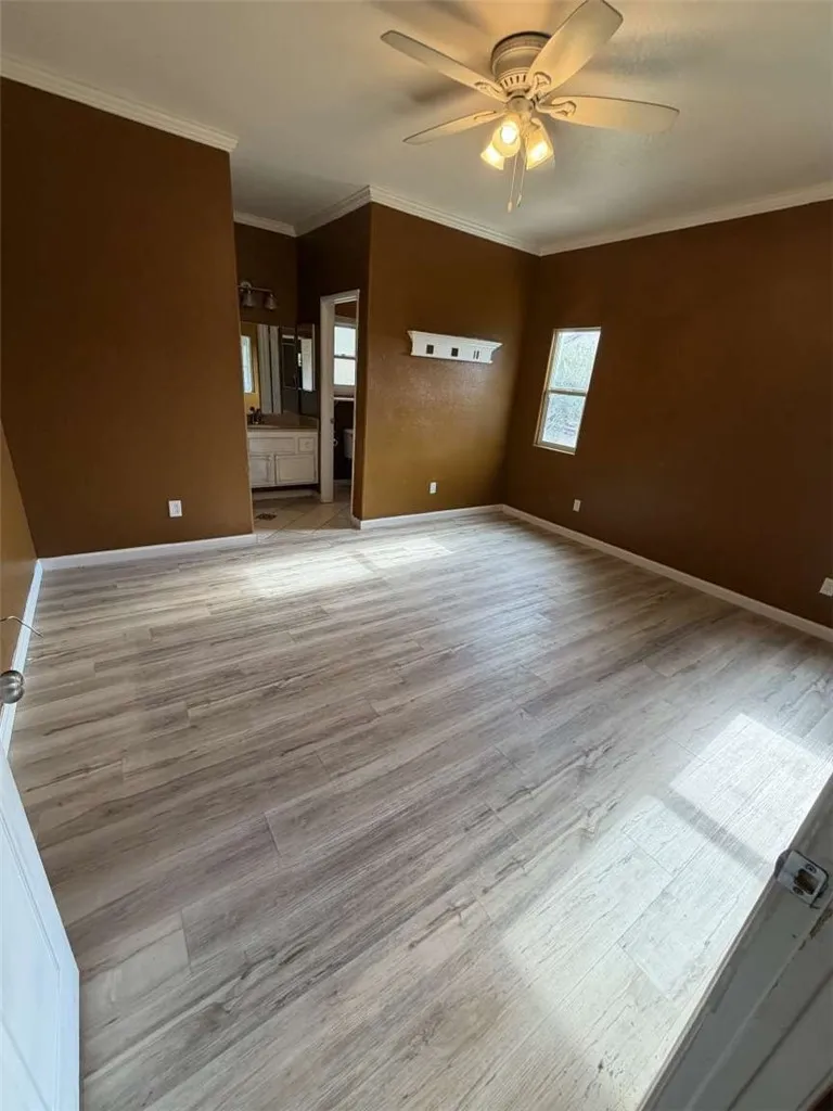 43963 Glenraven Road Lancaster, CA 93535