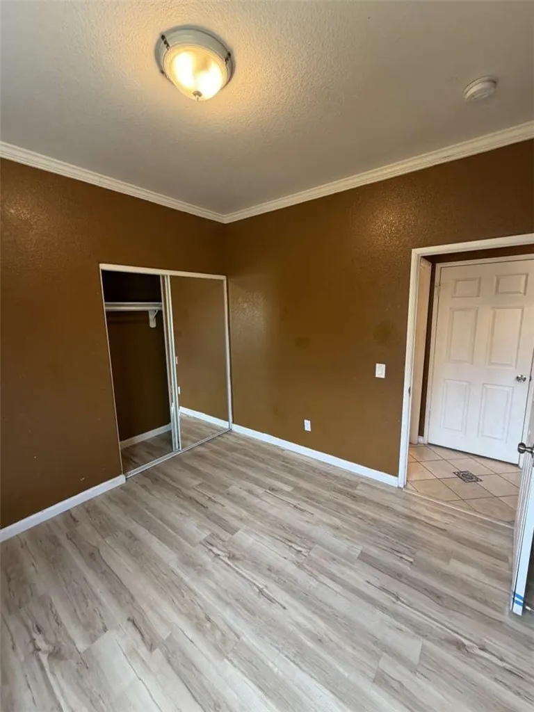 43963 Glenraven Road Lancaster, CA 93535