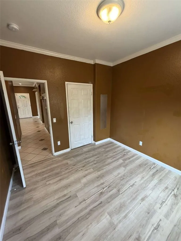 43963 Glenraven Road Lancaster, CA 93535