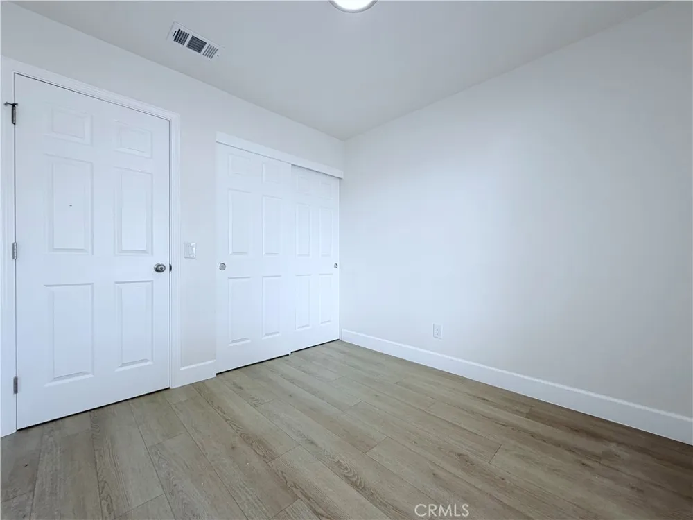 518 E Avenue J11 Lancaster, CA 93535