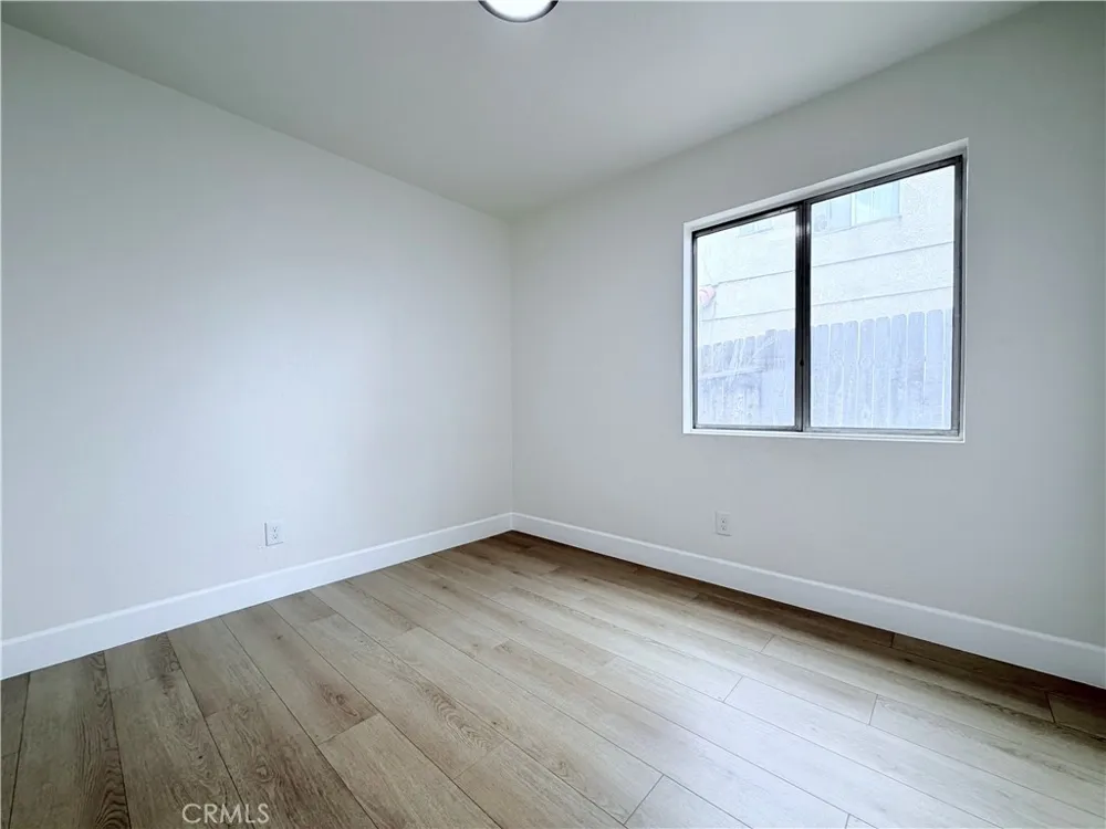 518 E Avenue J11 Lancaster, CA 93535