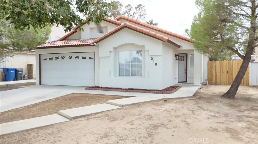 518 E Avenue J11 Lancaster, CA 93535