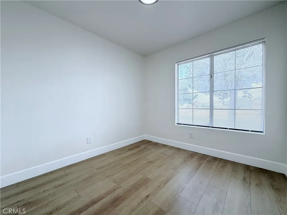 518 E Avenue J11 Lancaster, CA 93535