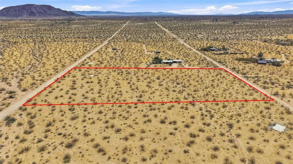 57541 Encantado Road Landers, CA 92285