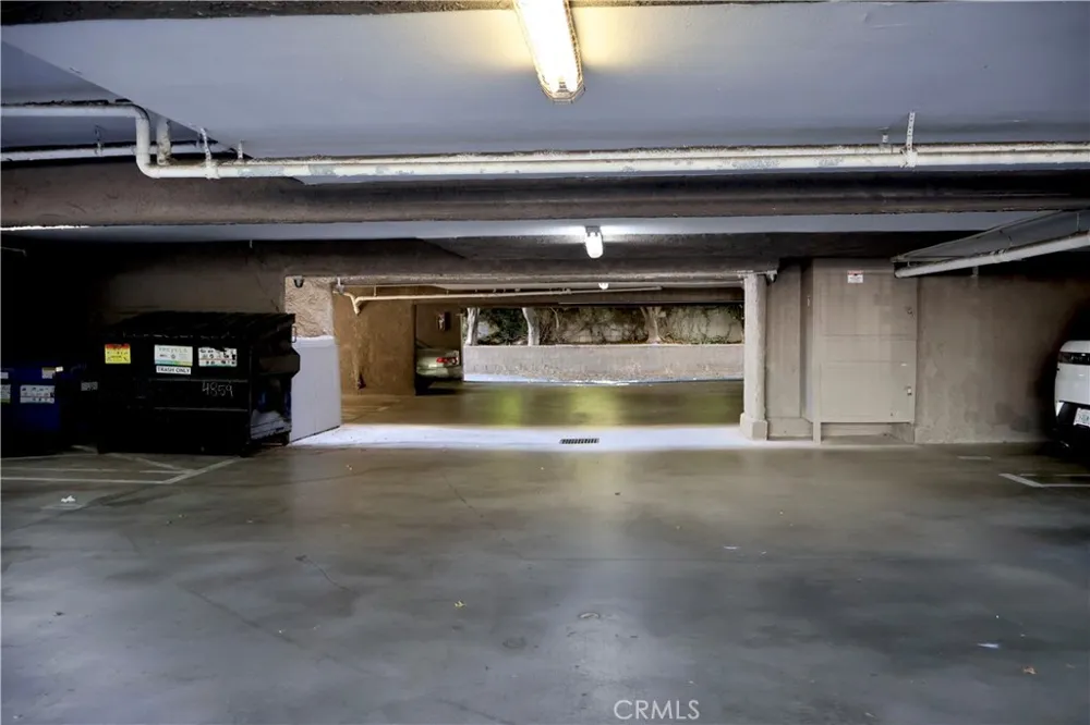 4859 Coldwater Canyon Avenue #14A Sherman Oaks, CA 91423