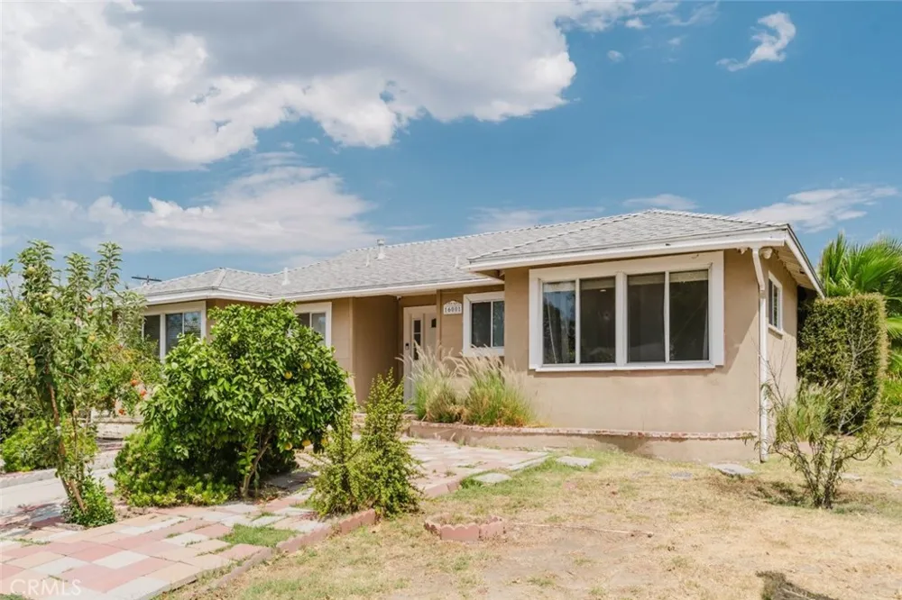 16001 Tulsa Street Granada Hills, CA 91344