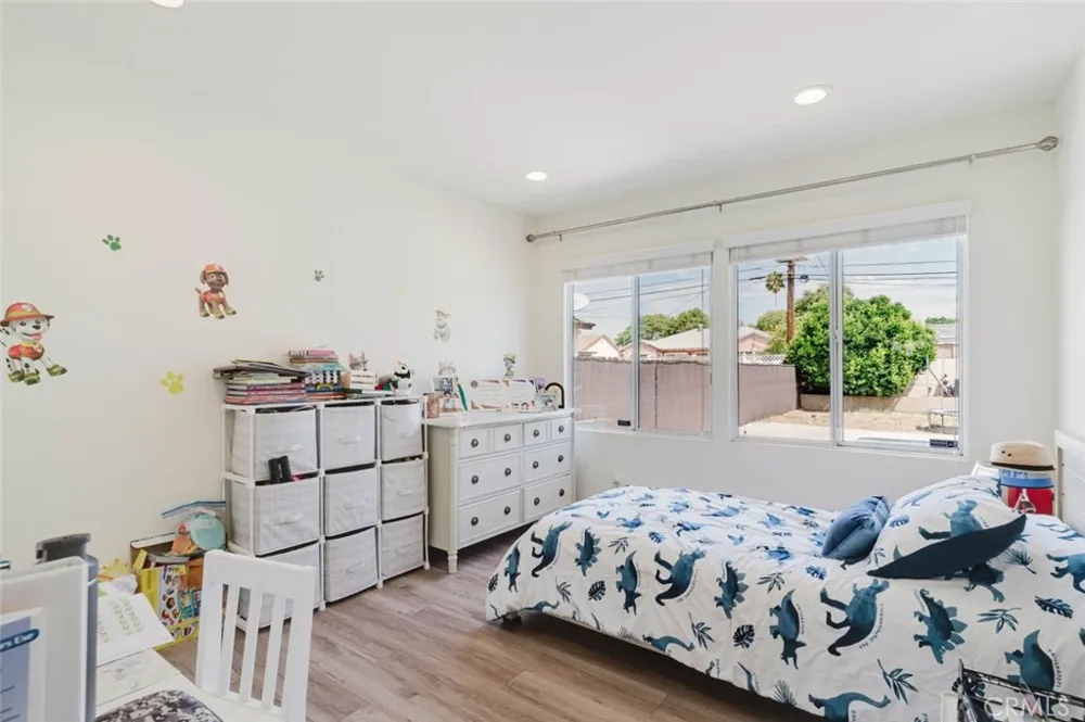 16001 Tulsa Street Granada Hills, CA 91344