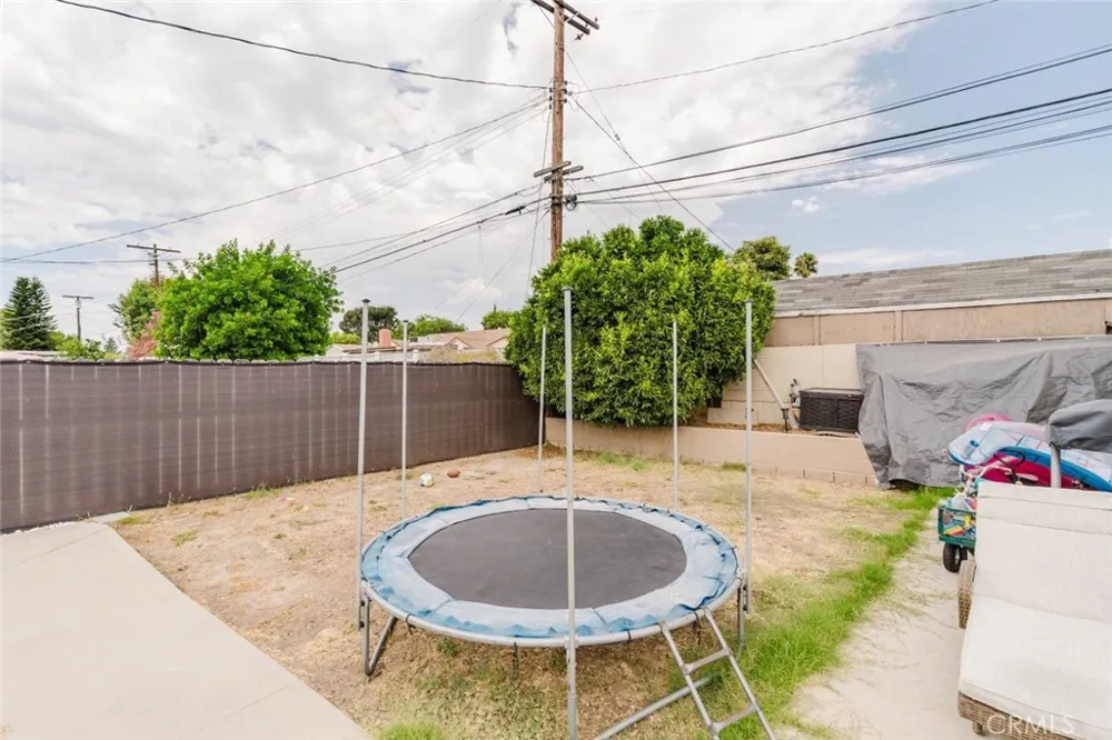 16001 Tulsa Street Granada Hills, CA 91344