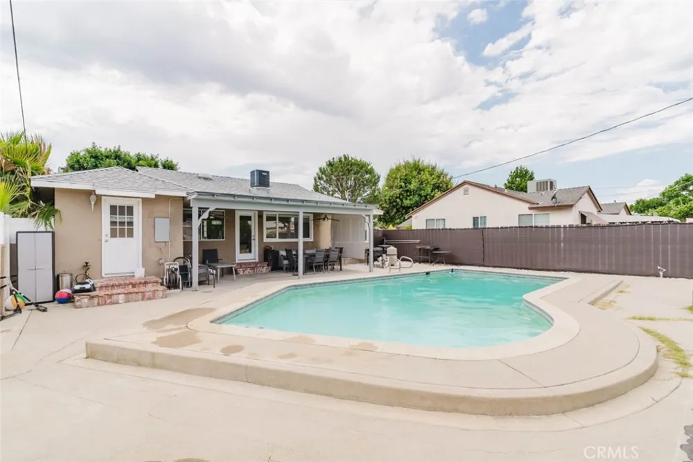 16001 Tulsa Street Granada Hills, CA 91344