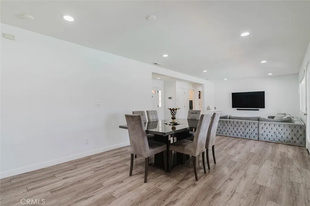 16001 Tulsa Street Granada Hills, CA 91344